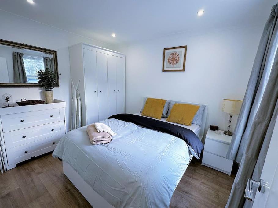 Stylish 2 Bed Flat In The Heart Of Lewisham Apartment London Ngoại thất bức ảnh